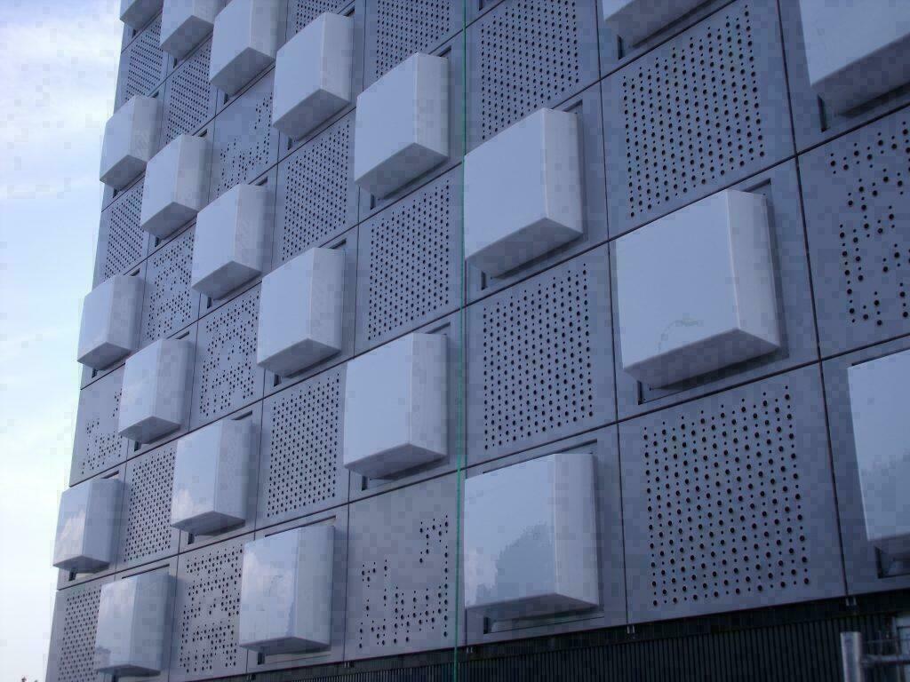 Cubo-de-policarbonato-Pabellon-Reyno-de-Navarra